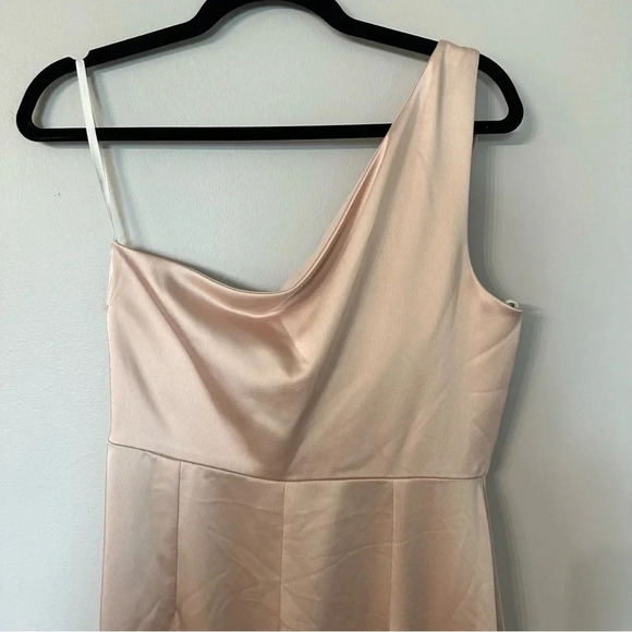 Lovely Maddie Lux Charm Cameo One Shoulder Satin Maxi Dress Size 10R NWOT - Picture 8 of 9